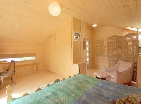 Holiday home Le Chalet D'alexandrine