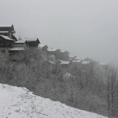 Holiday home Le Chalet D'alexandrine *