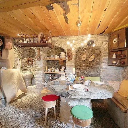 Ferienhaus Le Chalet D'alexandrine *